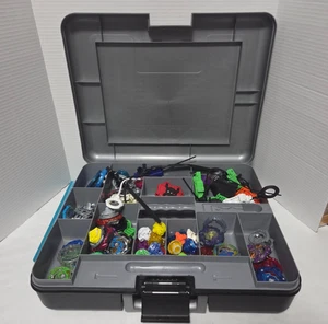 Beyblade Gran Gran Mezcla Lote Piezas Piezas Prendas Tops Lanzadores Colección Tomy Hasbro - Imagen 1 de 7