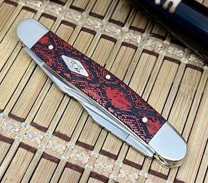 Case XX USA 2025 Red Bone Diamondback Snake Skin 1/500 Muskrat Pocket Knife - Picture 1 of 5