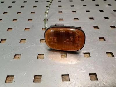 TOYOTA RAV 4 II A2 Clignotant d'aile Avant Gauche 2.00 Diesel 85kw 25122826 - Immagine 1 di 4