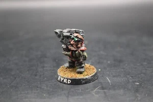 Warhammer 40k Rogue Trader Squats RT303 Heavy Weapon Gunner Kief Metal - Picture 1 of 3