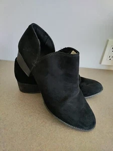 American Eagle Womens 10 Black Faux Suede Ankle Booties Slip On Western Moto - Picture 1 of 11