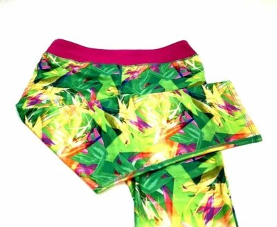 Under Armour Heat Gear woman's Capri Pants Green Floral Youth XL 1242957-400 - Image 1 of 4