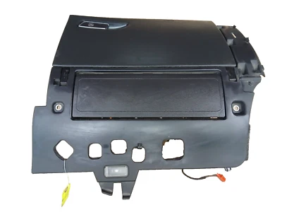 Audi A8 Quattro 2011-2018 tablero guantera compartimento de almacenamiento conjunto negro Foto 1 de 4