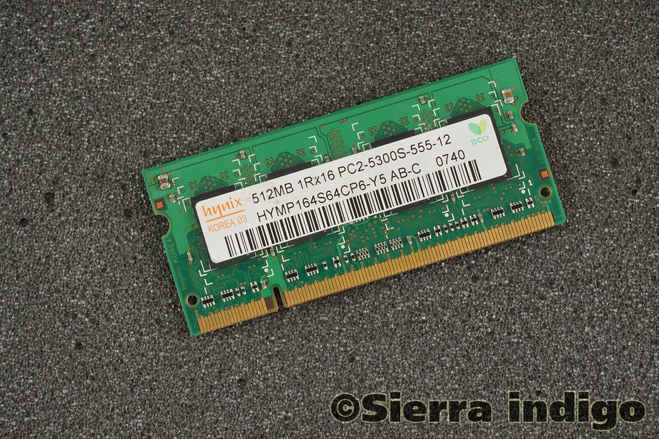 Hynix HYMP164S64CP6-Y5 PC2-5300S-555-12 512MB SODIMM Memory RAM - Image 1 of 1