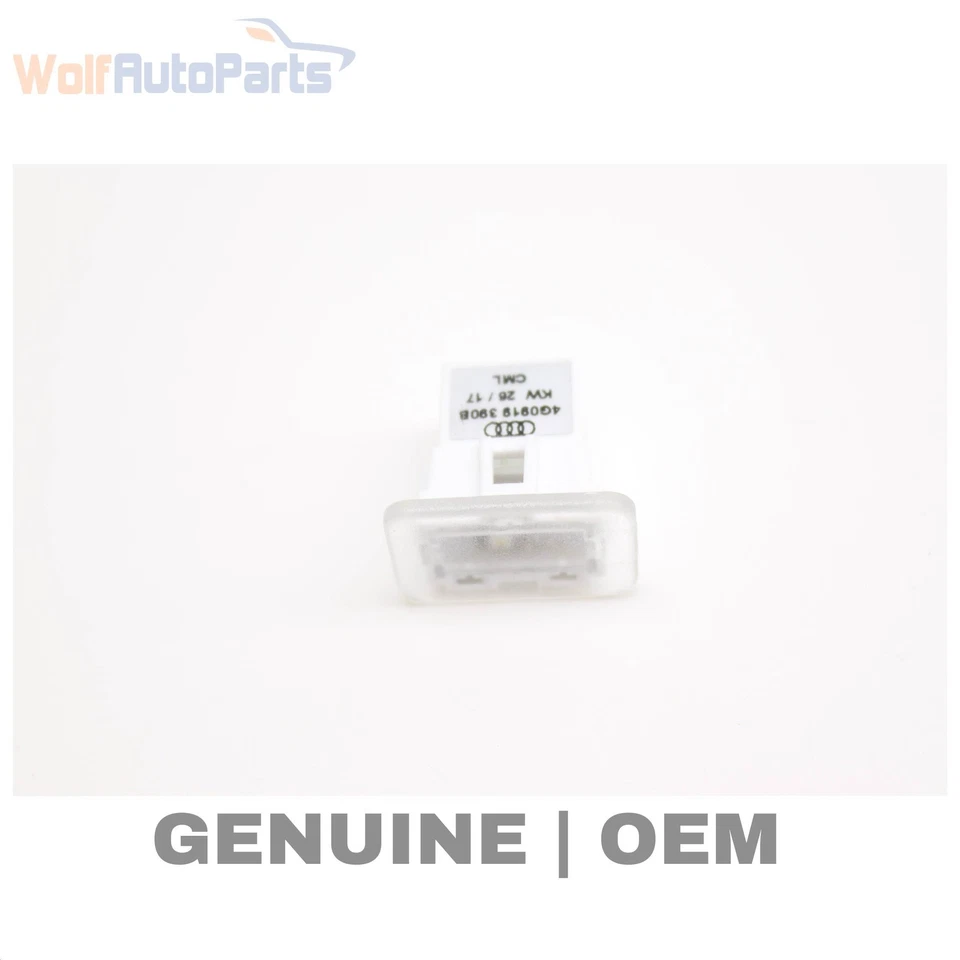 AUDI A3 QUATTRO 2015-2016 - Luz interior puerta 4G0919390B Foto 1 de 4