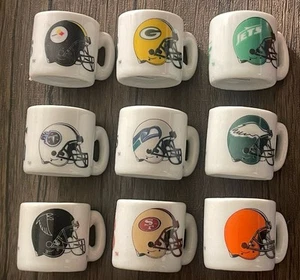 Vintage Lot 9 NFL Football Teams Mini Keramik Kaffeetassen Tassen Team Logos STEELERS - Bild 1 von 5