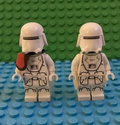 LEGO STAR WARS-FIRST ORDER SNOWTROOPERS-LOT OF 2-OFFICER & SOLDIER-75100 - Image 1 of 3