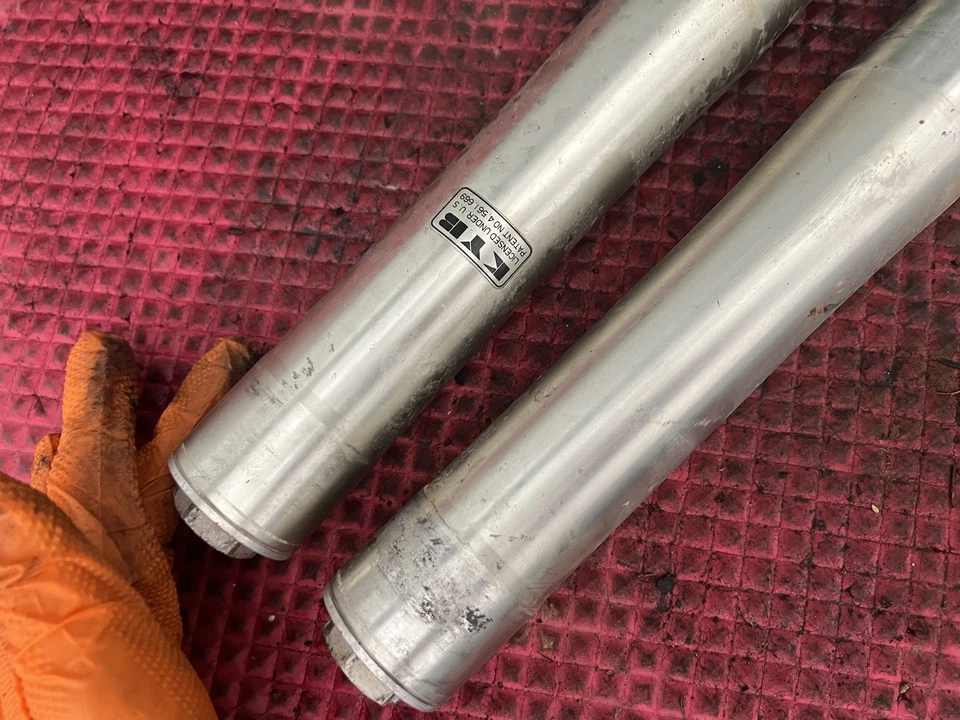 1993 KYB Yamaha YZ250 OEM Front Left Right Fork Forks Legs Shock Dampeners KYB - Image 1 of 4