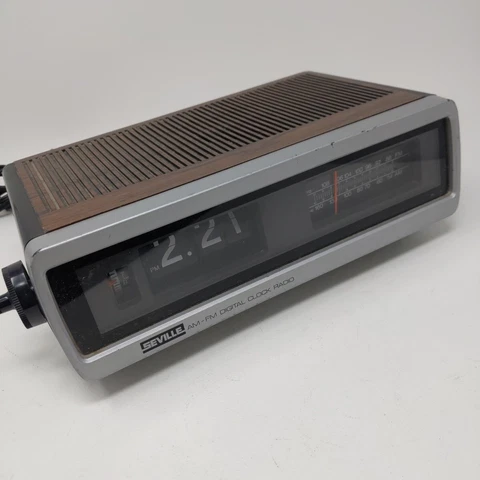 1970's FLIP Clock Radio AM/FM Digital Seville 3205DCR - FM DOES NOT WORK VTG Cover