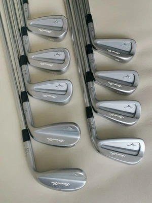 Mizuno Pro S3 Eisensatz 4–PW  + T1 Wedges 50 und 58 Grad top NP 2.350 Euro - Bild 1 von 4