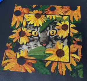 Cross My Heart Summer Cat Counted Cross Kit Completed 10x10” - Picture 1 of 12