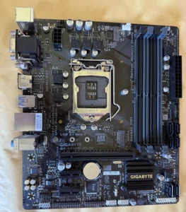 Gigabyte GA-B250M-DS3H DDR4 Intel Socket 1151 Motherboard & I/O Plate - Afbeelding 1 van 6