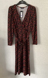 Marks and Spencer M&S New Size 8 Petite Dress Black Red Star V-Neck Long Sleeve - Picture 1 of 5