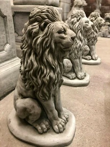 ORNAMENTO DE LEÓN ESTATUA DE JARDÍN ESCULTURA DE PIEDRA, LEÓN ORGULLOSO EN LA BASE, CORREO DE TAPA DE PILAR - Imagen 1 de 7