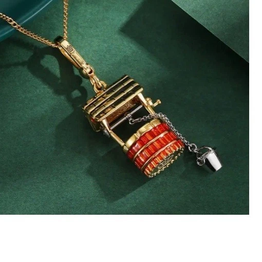 Colar longo pingente Juicy Couture Wishing Well novo - Imagem 1 de 4