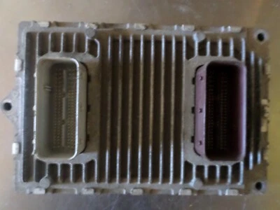 Módulo de control del motor Jeep Compass Patriot 2015-2017 ECM ECU OEM P05150941AB *J Foto 1 de 4