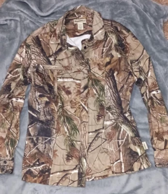 Gander Mountain Real Tree Women's Long Sleeve Button Up Camo Shirt Sz L - Image 1 of 4