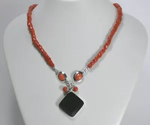COLLANA IN ARGENTO 925 CILINDRI CORALLO ONICE E PALLETTE CORALLO AGLN 0240 - Foto 1 di 3