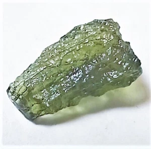 Excellent MOLDAVITE Crystal HEART Gemstone Green Healing Energy Tektite Specimen - Picture 1 of 7