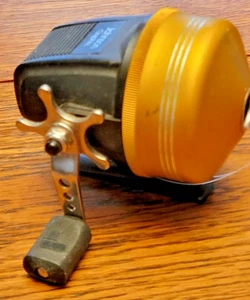 Vintage Johnson Century Lite 125 Spin Cast Angelrolle - Bild 1 von 7