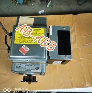 Actuador CP-8391-701 usado 1 pieza por DHL o FedEx - Imagen 1 de 4