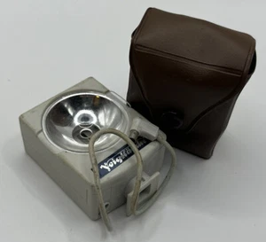 Voigtlander Flash Unit AG1 AG1B Flash Bulbs in Case SLR Photography - Picture 1 of 7