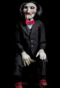 Saw Billy the Puppet Posable Halloween Deko Figur Trick or Treat Studios - Bild 1 von 6