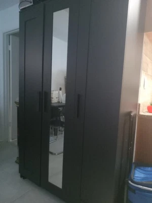 Mueble Cama Mesa Y Sillas Armario Todo De Ikea Queen Marco De Cama Foto 1 de 4