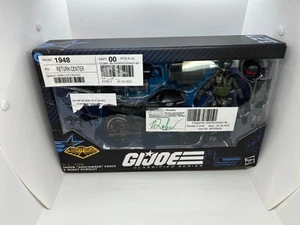 GI JOE CLASSIFIED JASON SHOCKWAVE FARIA & NIGHT PURSUIT 127 WALMART - BOX DAMAGE - Picture 1 of 1