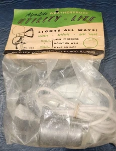 VINTAGE NEW IN PACKAGE AFCO LITE CORPORATION UTILITY-LITE WEATHERPROOF #305 - Picture 1 of 4