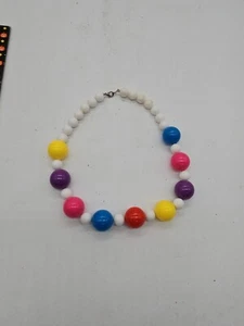 STUNNING VINTAGE CHUNKY PINK White Blue Yellow 90s STATEMENT NECKLACE!!!! - Picture 1 of 4
