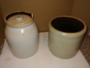 2 Vintage 1920's/1930's Heavy Stoneware Crocks,Lid,1 Gallon,Glazed Brown Inside