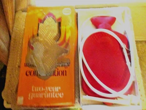 UNUSED Vintage Family Davol Rubber Hot Water Bottle Made in USA Original Box - Picture 1 of 7