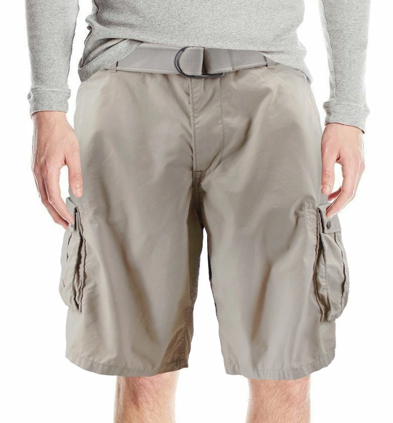 Bermuda cargo masculina clássica de algodão com cinto ajuste relaxado Levi's - Imagem 1 de 1