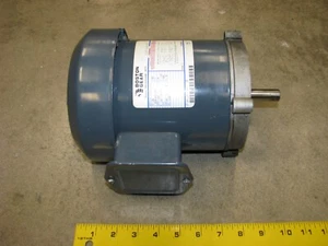 Boston Gear Electric Motor 5K32EN72B 1/6hp 1725rpm 3phase - Picture 1 of 12