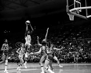 1976 ABA New York Nets Julius Erving DR. J Game Action 8 x 10 Color Photo - Bild 1 von 1