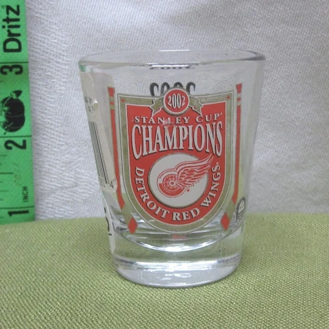 DETROIT RED WINGS shot glass Stanley Cup Champs whiskey 2002 booze NHL hockey Cover