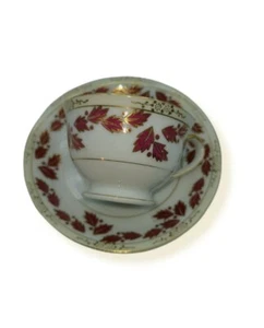 Rote und vergoldete Blätter Demitasse Teetasse Untertasse besetzt Japan Ucagco China 1-7/8" - Bild 1 von 12