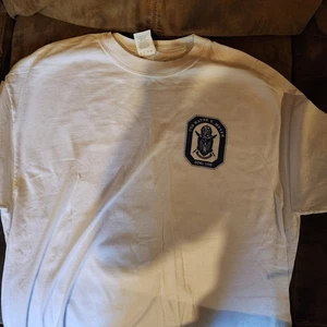 USS Wayne E Meyer DDG 108 Father Of AEGIS Men's Extra Large Shirt US Navy - Picture 1 of 2