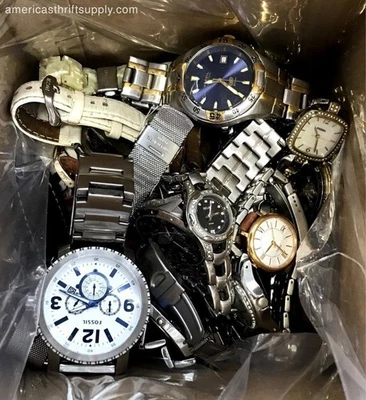 5.3lbs Lot Of Fossil & Relic Wristwatches - Image 1 of 4