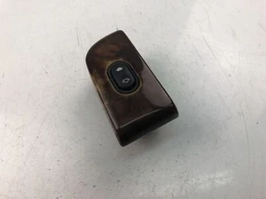 GR2821 JAGUAR XK 8 2000 Window Switch - Picture 1 of 5