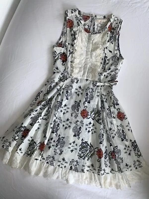 $415 Vestido ODD MOLLY Floral Encaje Volantes Blanco Azul Marino Rosa Anthropologie XS S Foto 1 de 4