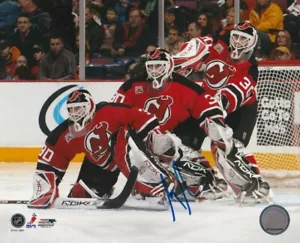 MARTIN BRODEUR SIGNED NEW JERSEY DEVILS GOALIE 8x10 PHOTO #1 HHOF Autograph - Picture 1 of 1