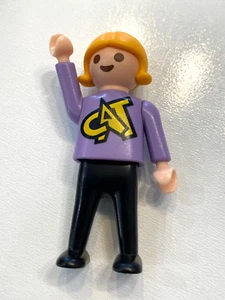 Playmobil Figure Cat T-Shirt Girl Skater Figure Blonde Short Hair Vintage 1981 - Picture 1 of 4