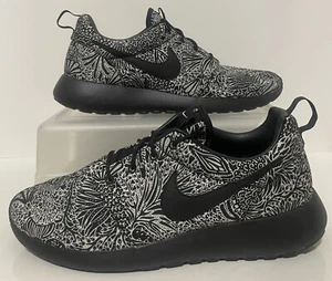 NikeiD Herren Größe 11,5 Sneaker angepasst AH0553-991 V02N1 schwarz & weiß - Bild 1 von 10