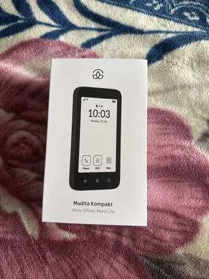 Teléfono compacto Mudita Foto 1 de 2