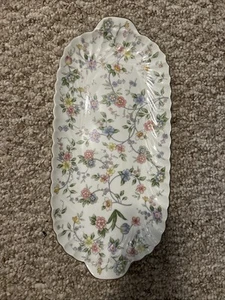 Andrea von Sadek Corona länglich Blumen Snack/Sandwich Serviertablett Neu im Karton - Bild 1 von 5