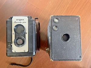 Lot of 2 Vintage Argus Seventy-five & Kodak Brownie Camera With Art Deco Design - Picture 1 of 16