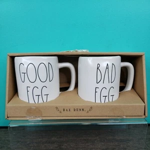 Rae Dunn Artisan von Magenta Spring Good Egg & Bad Egg Becher 2er Set Neu im Karton - Bild 1 von 7
