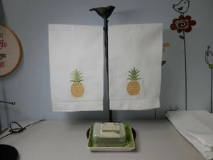 Embroidered guest towels Fortune Pineapple Design in vintage linen SET OF TWO. - Picture 1 of 3